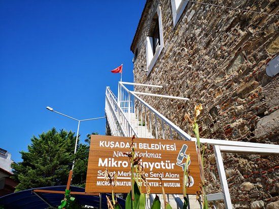 Micro Miniature Museum